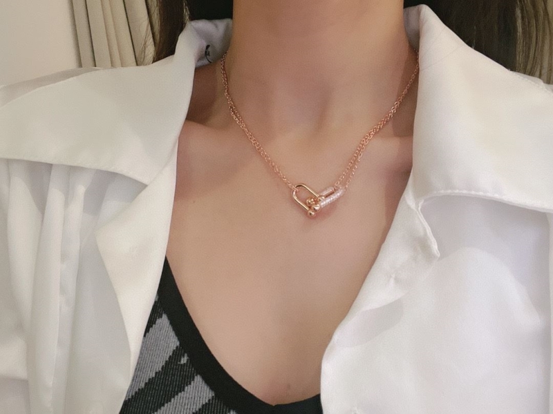 T*f*ny necklaces